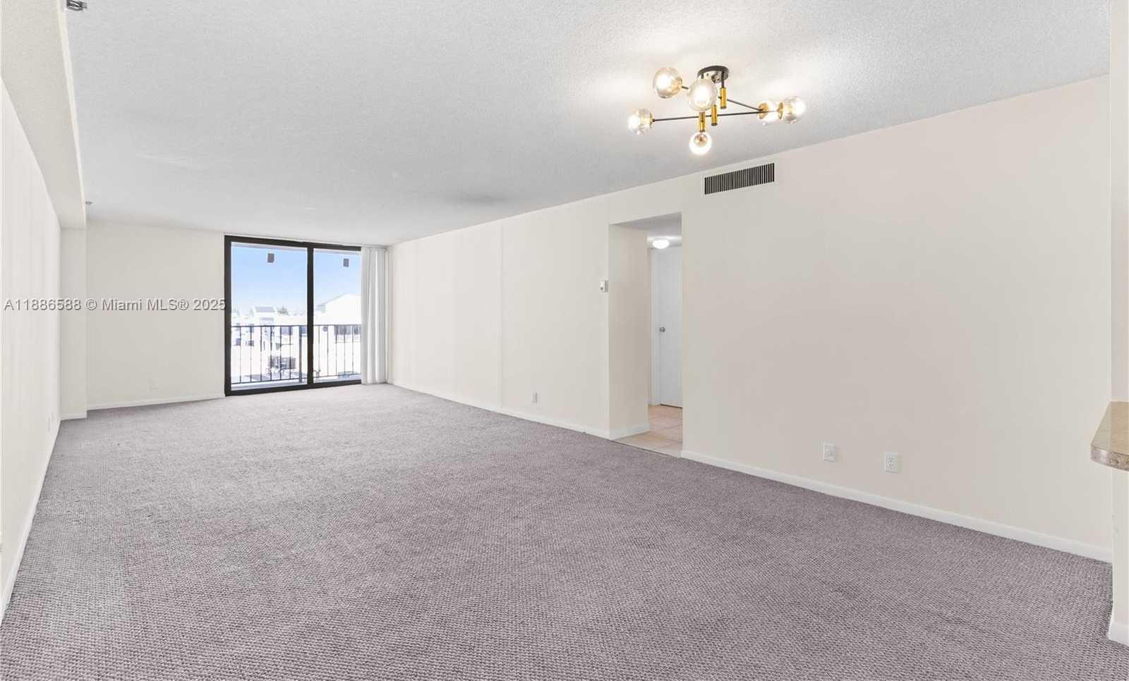 Small Image of 2625 COLLINS AVE #608, Miami Beach Number 6