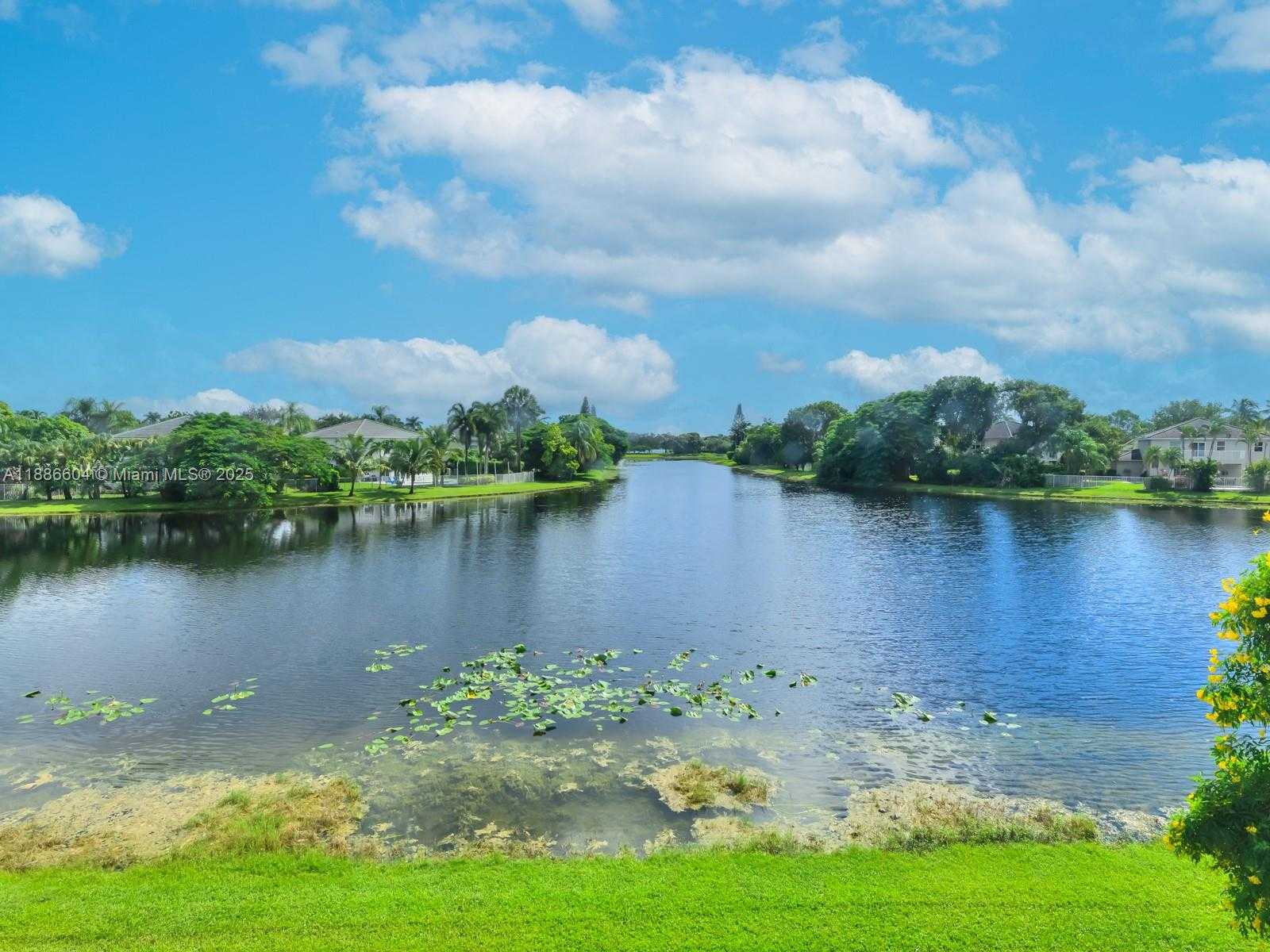 Small Image of 3738 SAN SIMEON CIR, Weston Number 27