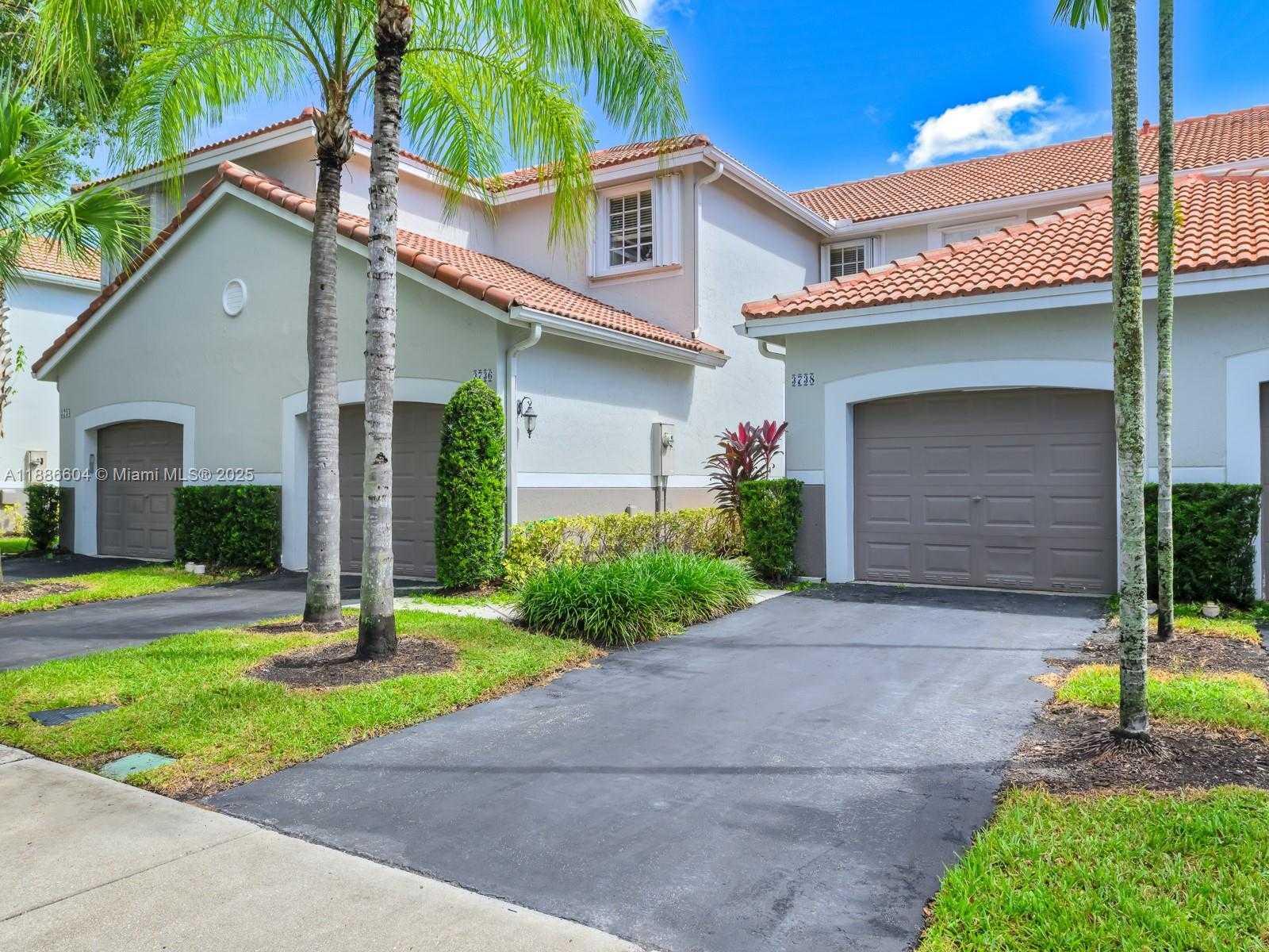 Small Image of 3738 SAN SIMEON CIR, Weston Number 34