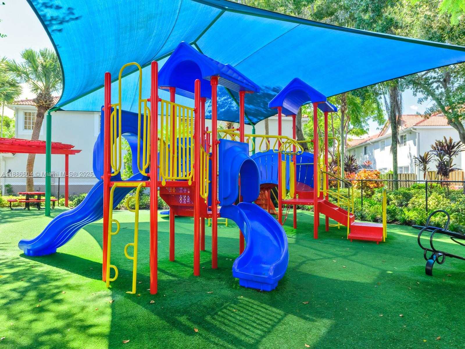 Small Image of 3738 SAN SIMEON CIR, Weston Number 40