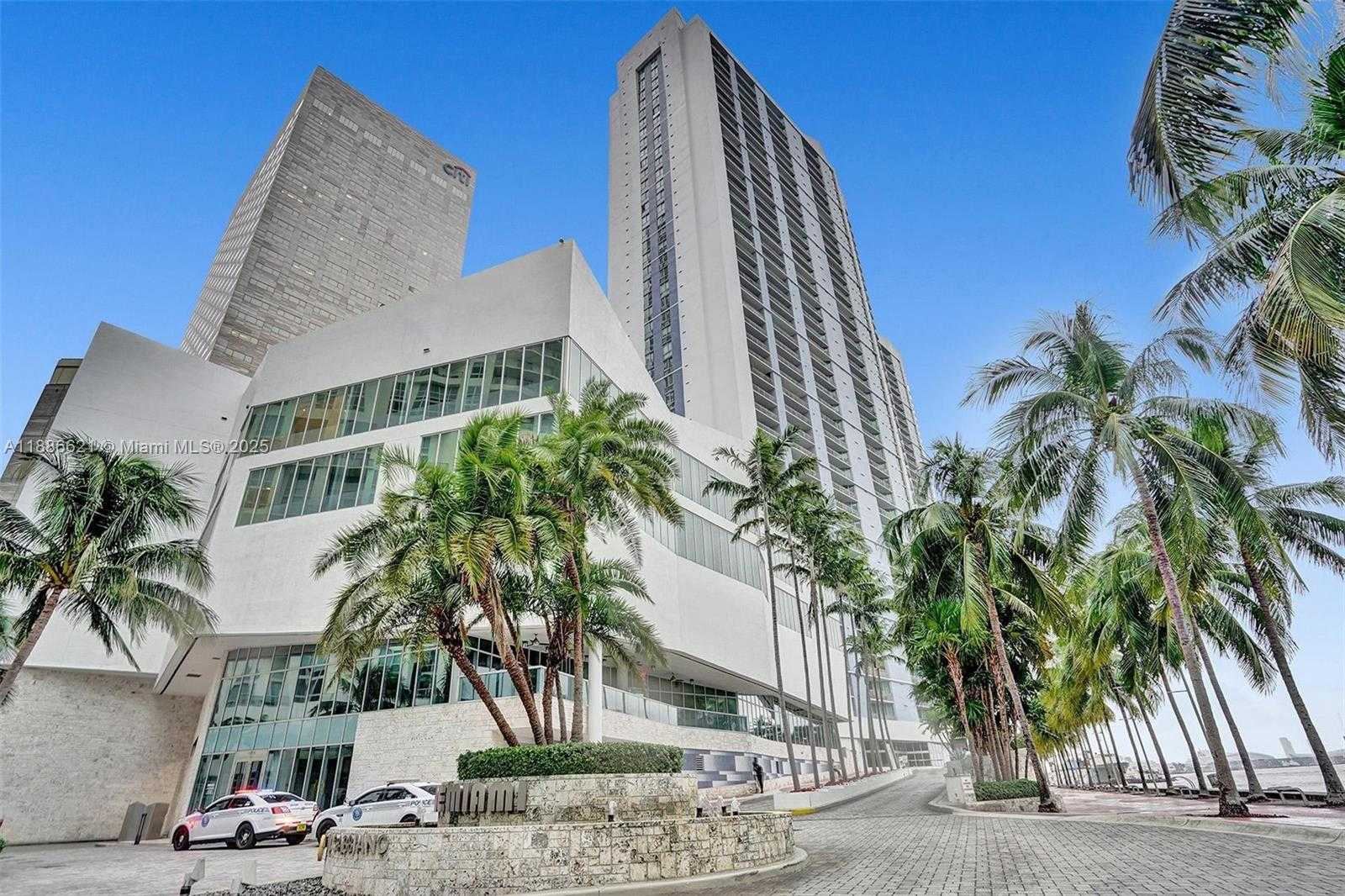 Small Image of 325 SOUTH BISCAYNE BLVD #2519, Miami Number 2