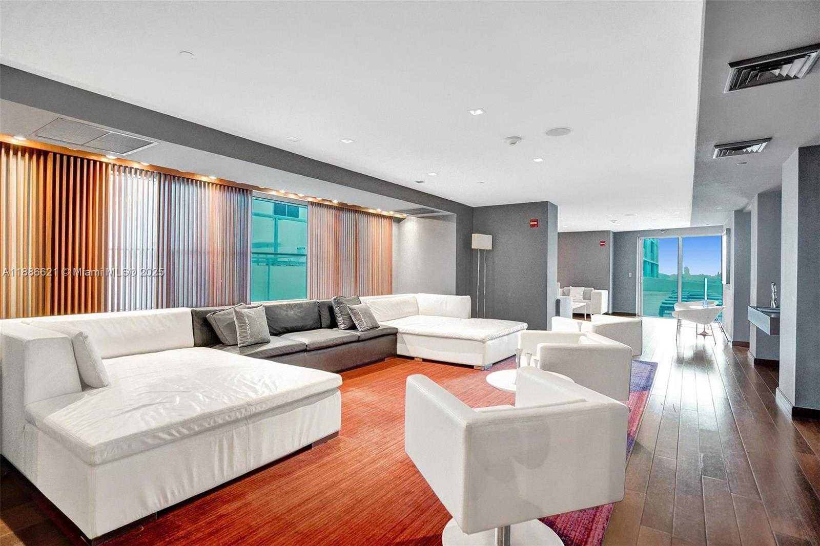 Small Image of 325 SOUTH BISCAYNE BLVD #2519, Miami Number 41