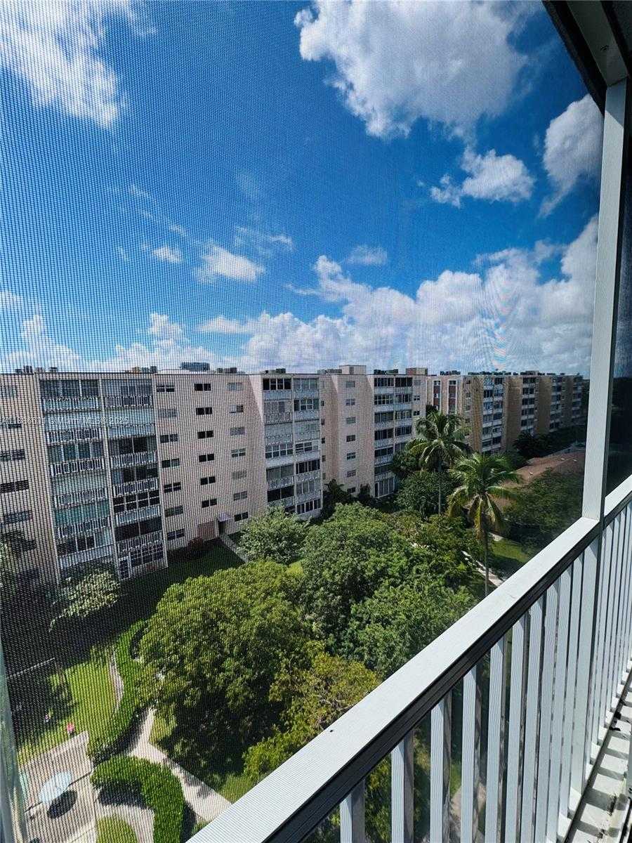 Small Image of 619 NORTH EAST 14TH AVE #703, Hallandale Beach Number 16