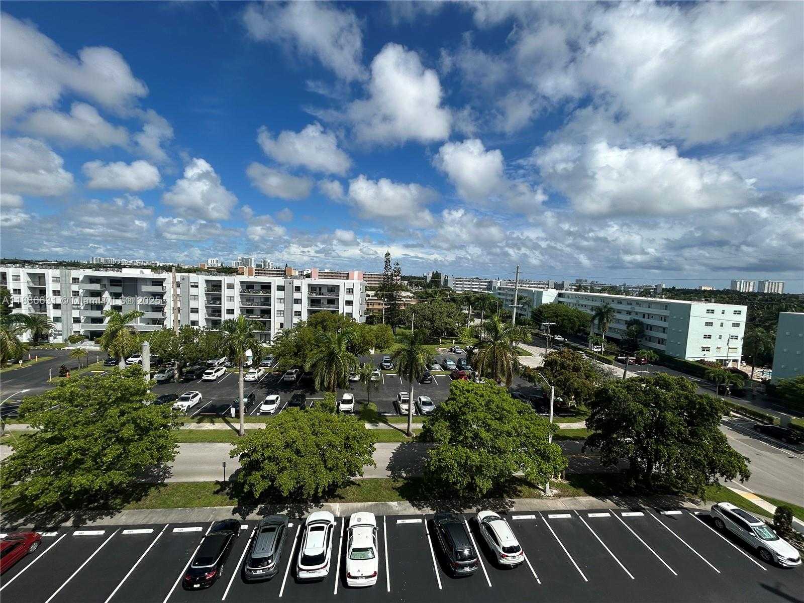 Small Image of 619 NORTH EAST 14TH AVE #703, Hallandale Beach Number 25