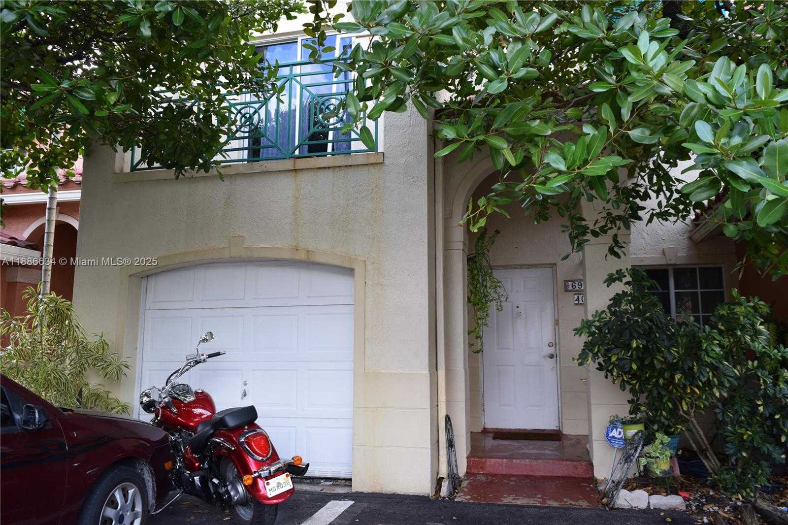 Small Image of 6970 NORTH WEST 174TH TER #404, Hialeah Number 2