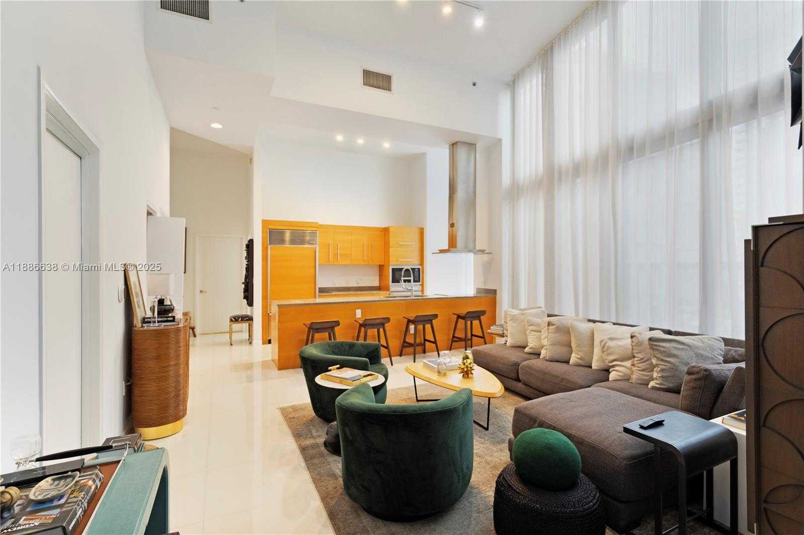 Small Image of 495 BRICKELL AVE #1510, Miami Number 13