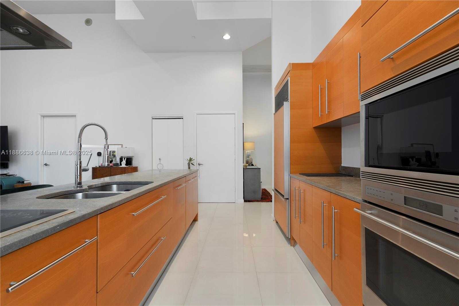 Small Image of 495 BRICKELL AVE #1510, Miami Number 19