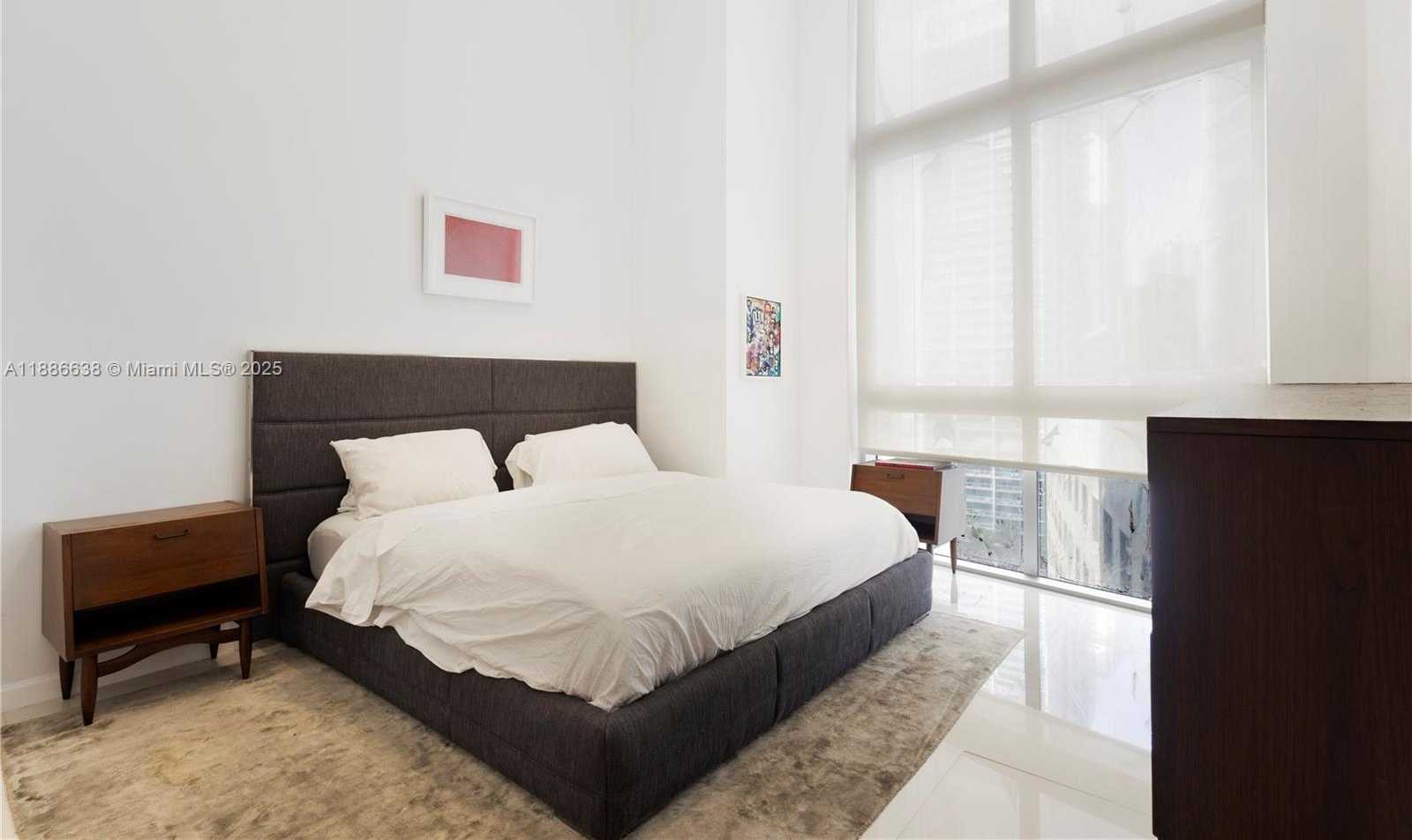 Small Image of 495 BRICKELL AVE #1510, Miami Number 25