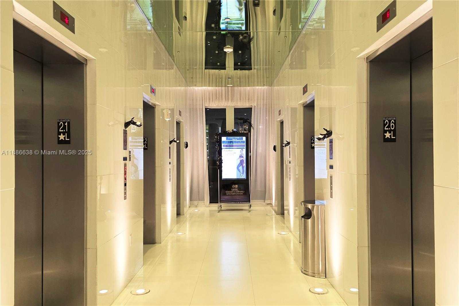 Small Image of 495 BRICKELL AVE #1510, Miami Number 32