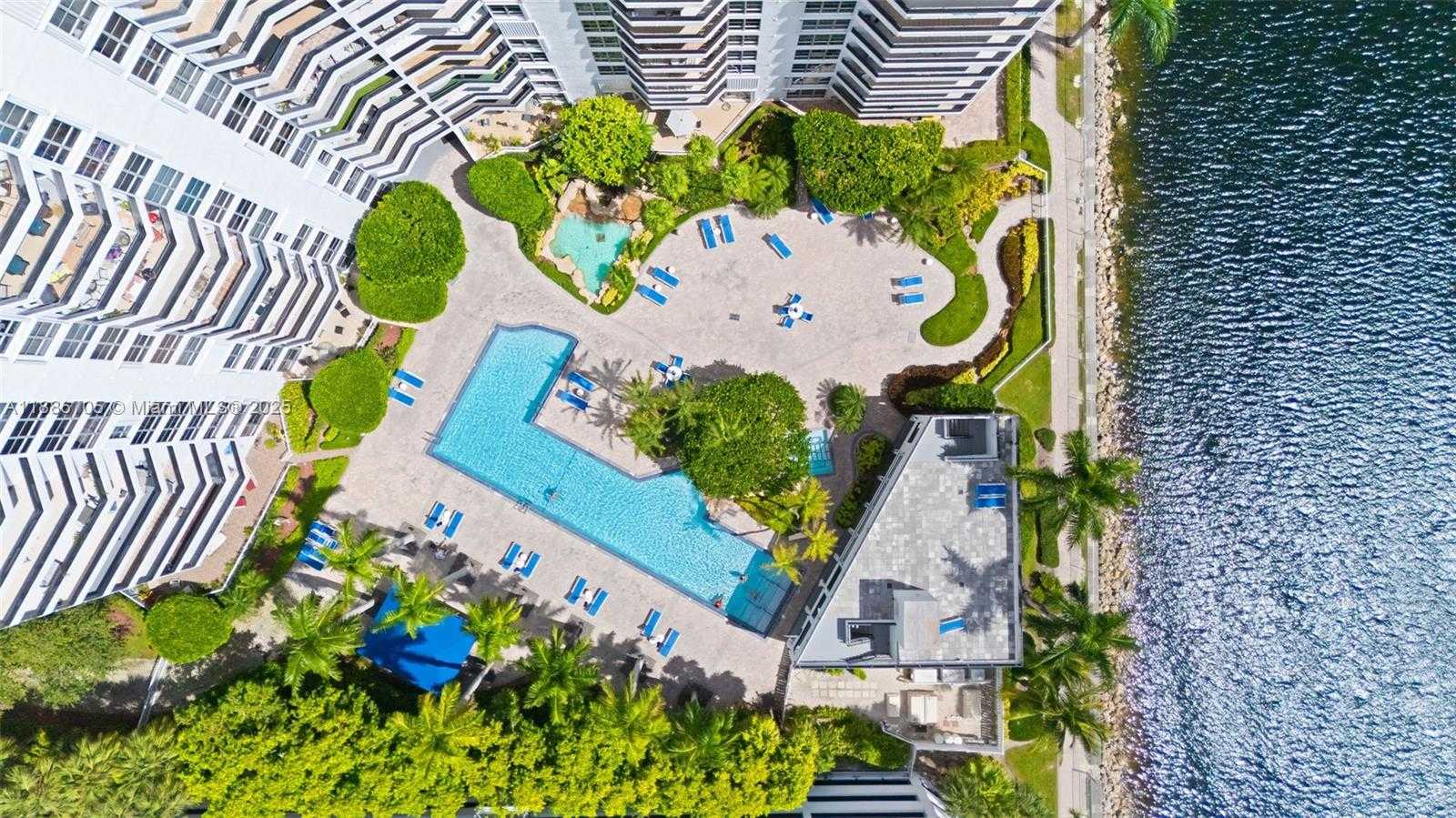 Small Image of 3600 MYSTIC POINTE DR #614, Aventura Number 12