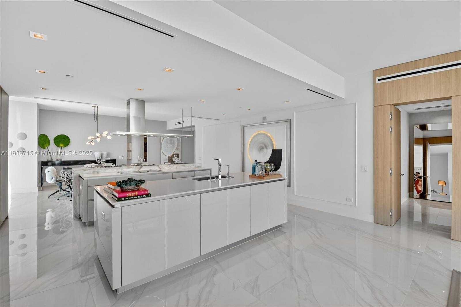 Small Image of 18501 COLLINS AVE #2504, Sunny Isles Beach Number 11