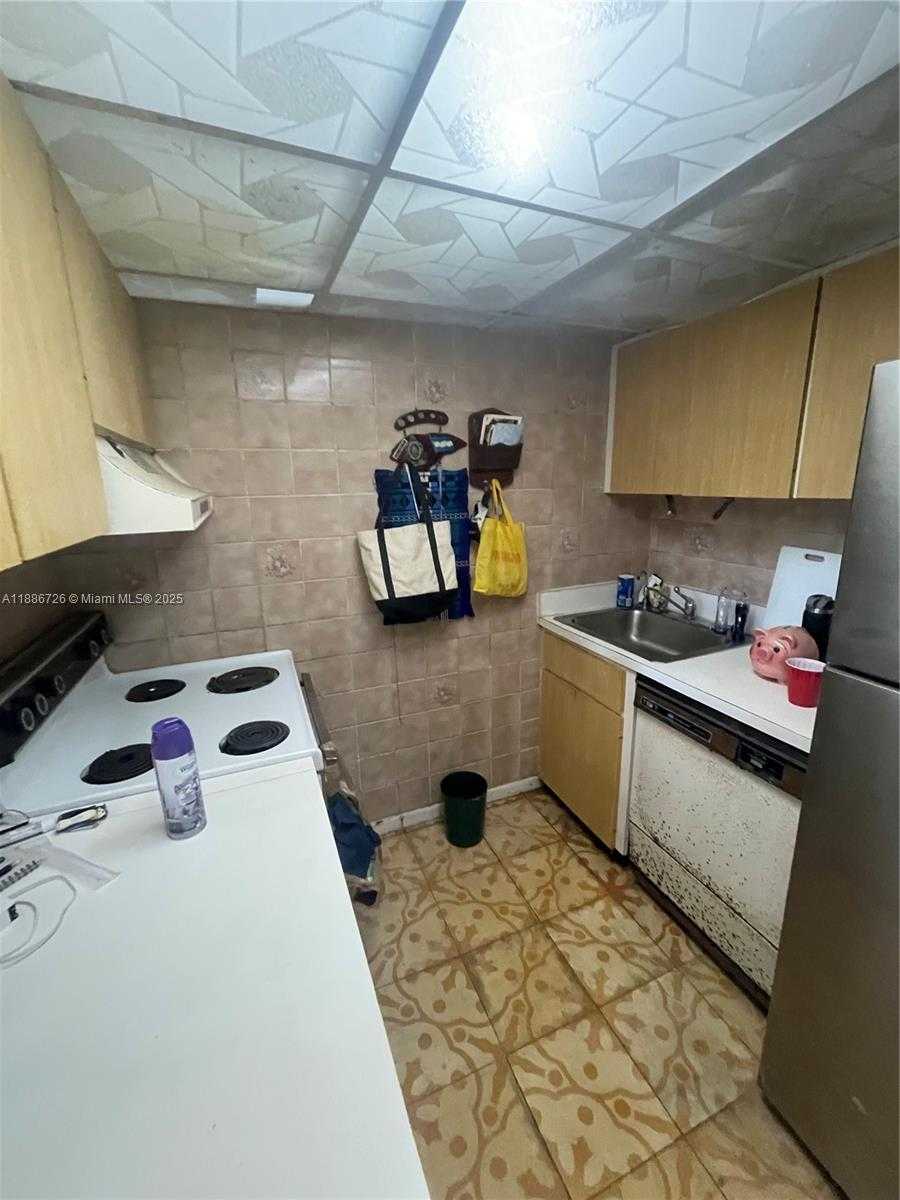 Small Image of 777 SOUTH WEST 9TH AVE #314, Miami Number 4