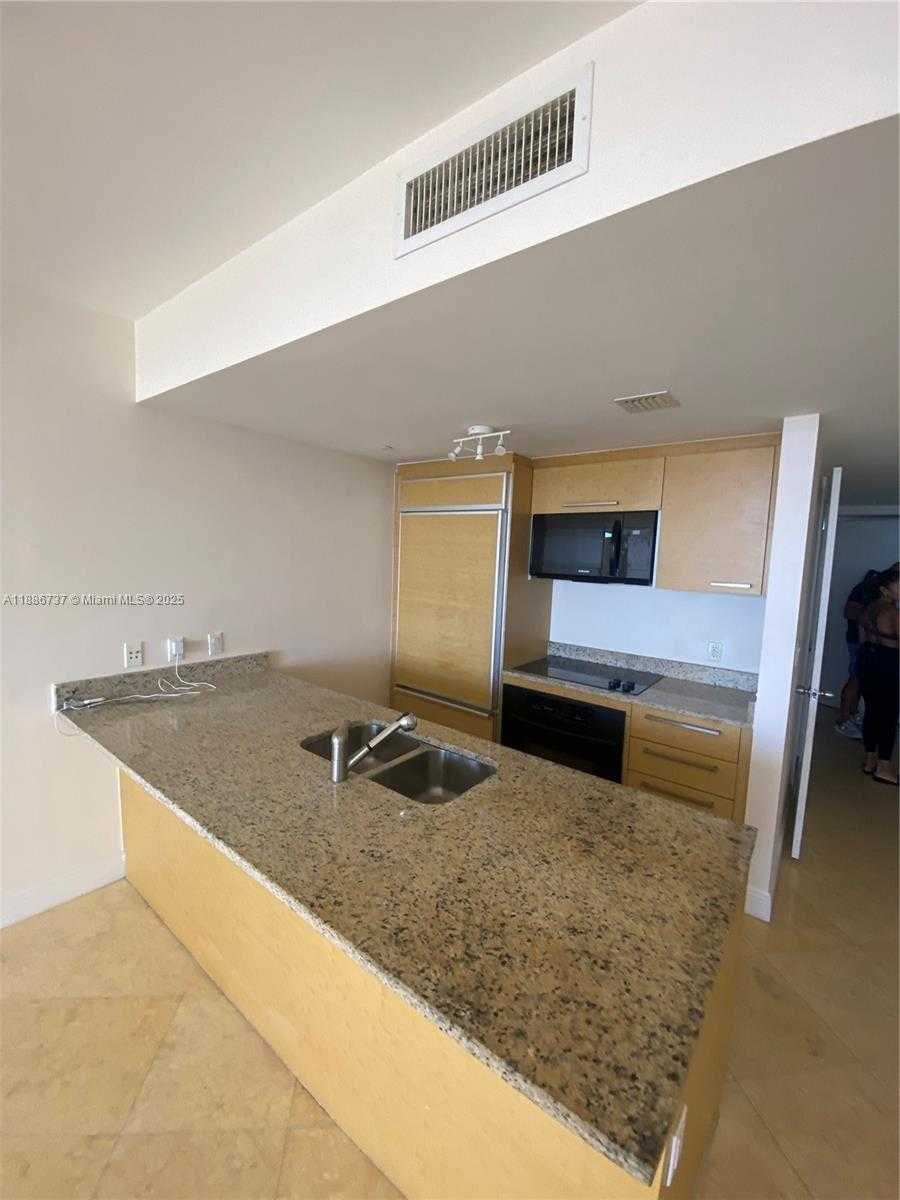 Small Image of 1800 SOUTH OCEAN DR #2909, Hallandale Beach Number 12