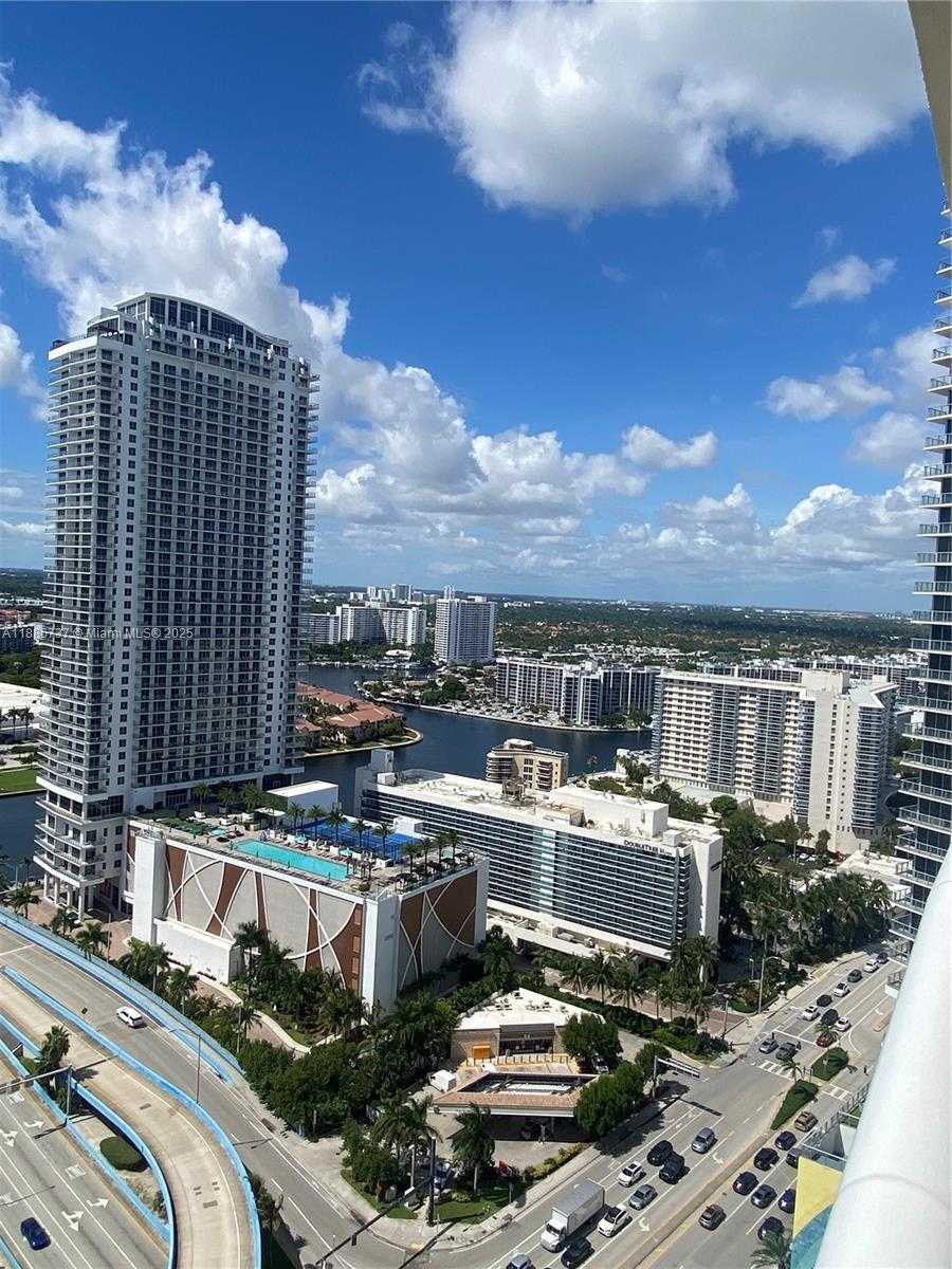 Small Image of 1800 SOUTH OCEAN DR #2909, Hallandale Beach Number 16