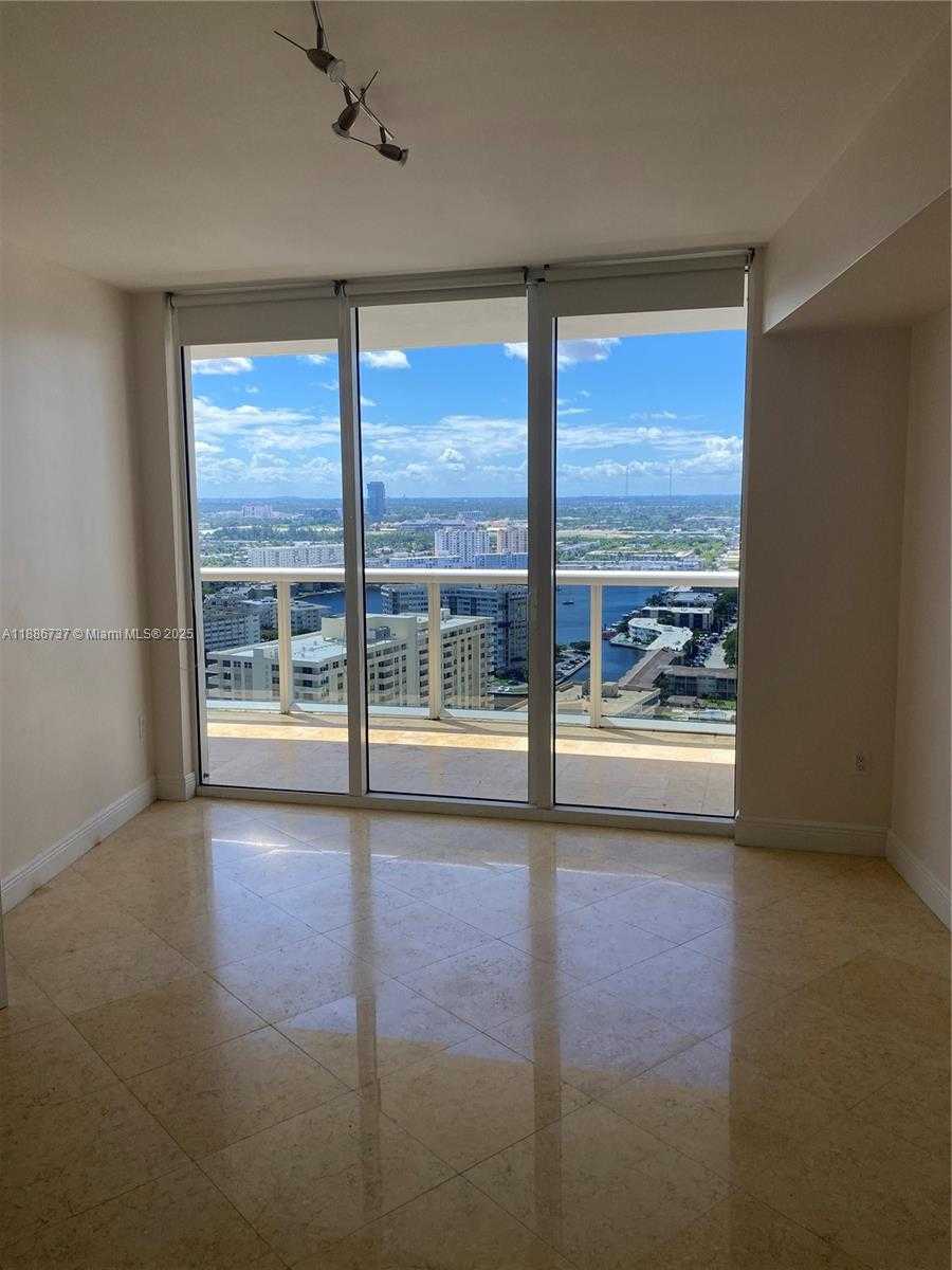 Small Image of 1800 SOUTH OCEAN DR #2909, Hallandale Beach Number 5