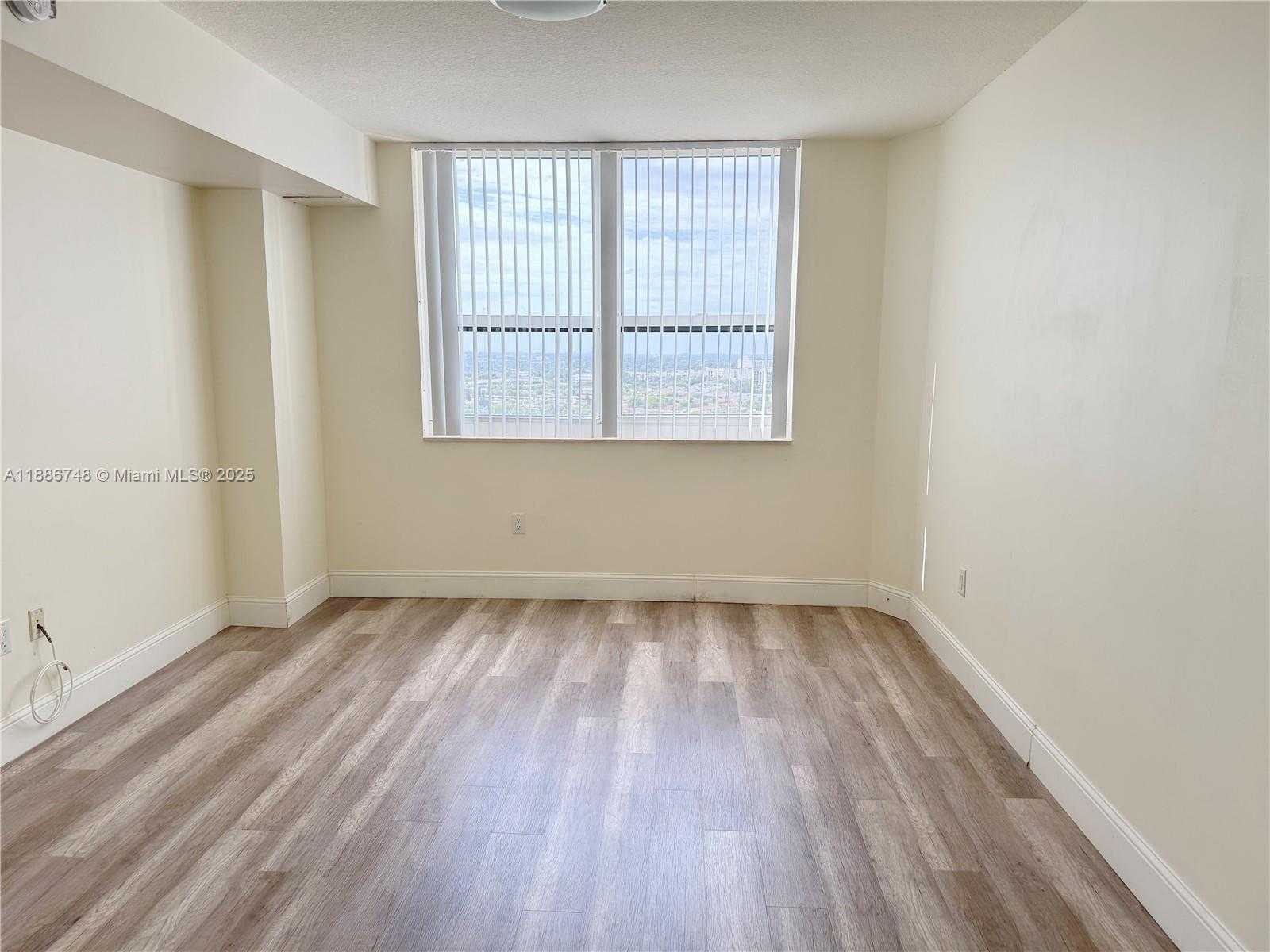 Small Image of 19501 WEST COUNTRY CLUB DR #2310, Aventura Number 14