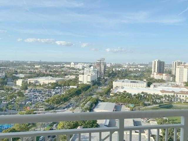 Small Image of 19501 WEST COUNTRY CLUB DR #2310, Aventura Number 16