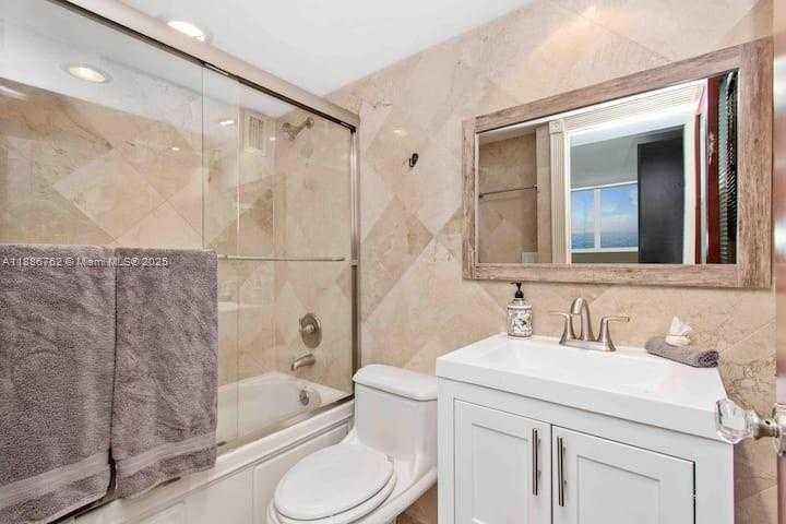 Small Image of 3901 SOUTH OCEAN DR #14L, Hollywood Number 16