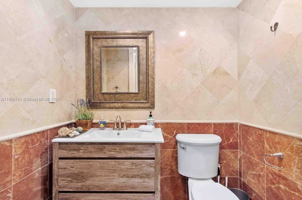 Small Image of 3901 SOUTH OCEAN DR #14L, Hollywood Number 17