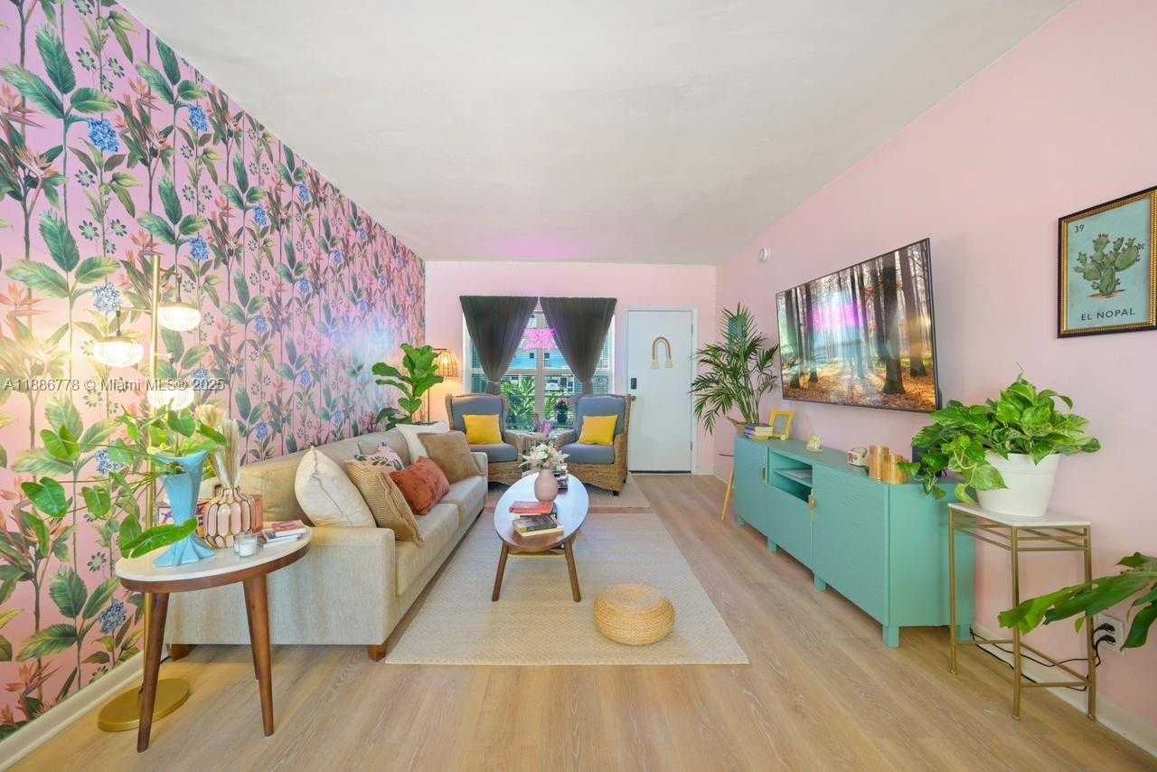 Small Image of 315 VAN BUREN ST #104B, Hollywood Number 3