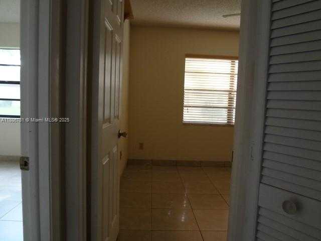 Small Image of 18216 MEDITERRANEAN BLVD #1-19, Hialeah Number 14
