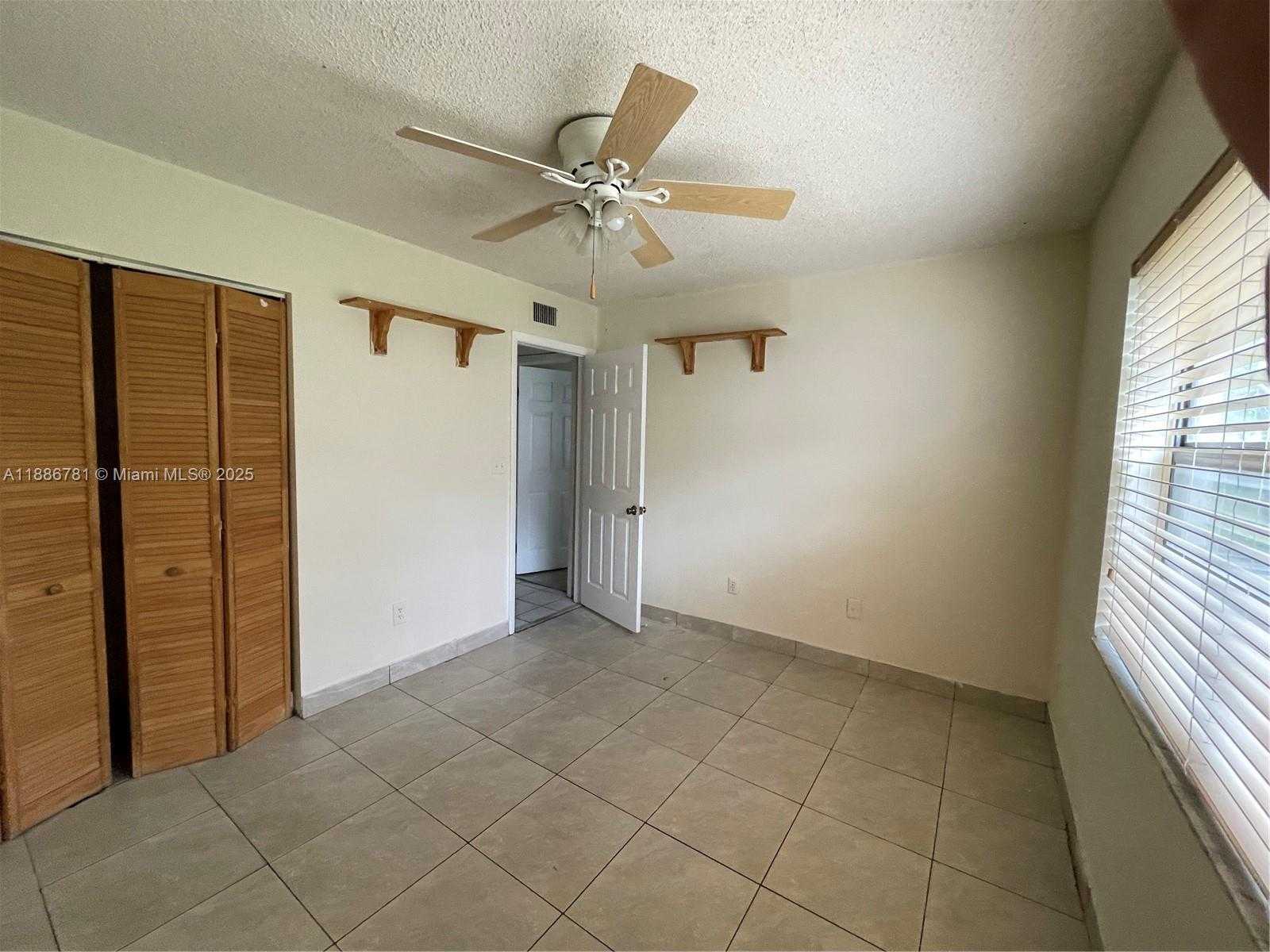 Small Image of 18216 MEDITERRANEAN BLVD #1-19, Hialeah Number 26