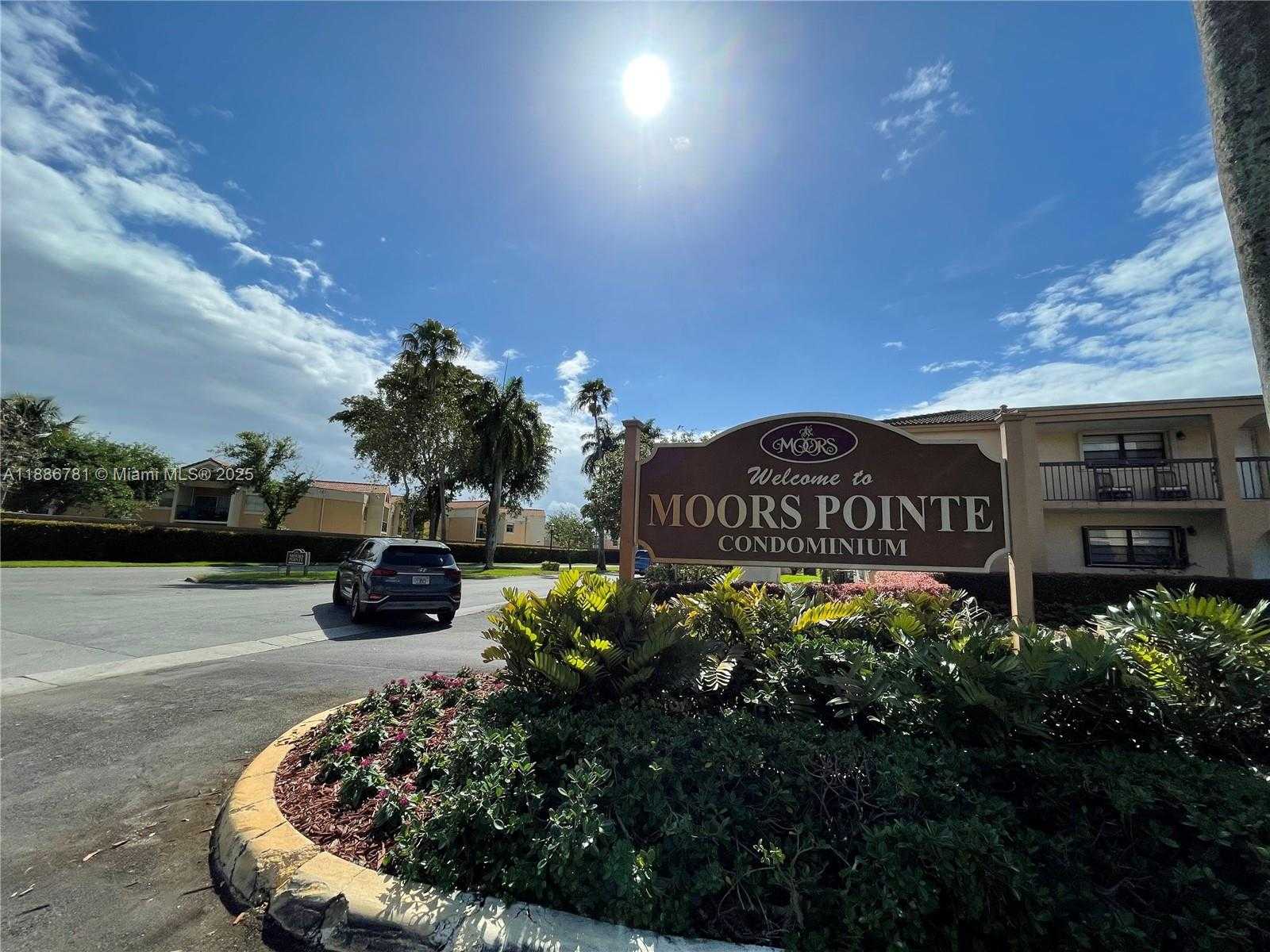 Small Image of 18216 MEDITERRANEAN BLVD #1-19, Hialeah Number 4