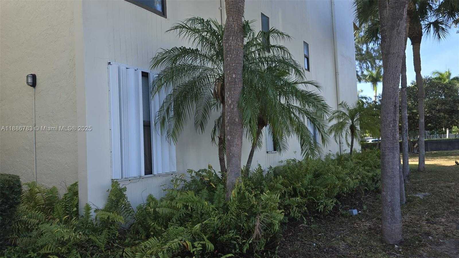 Small Image of 20441 NORTH EAST 30TH AVE #114-9, Aventura Number 3