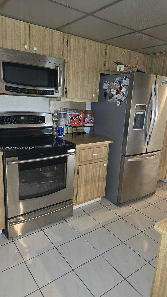 Small Image of 20441 NORTH EAST 30TH AVE #114-9, Aventura Number 4