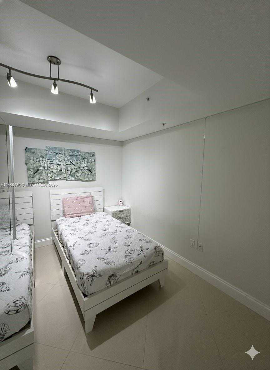 Small Image of 16699 COLLINS AVE #1806, Sunny Isles Beach Number 13