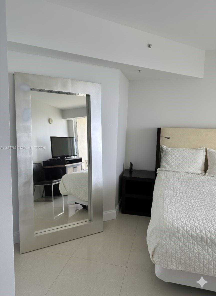 Small Image of 16699 COLLINS AVE #1806, Sunny Isles Beach Number 19