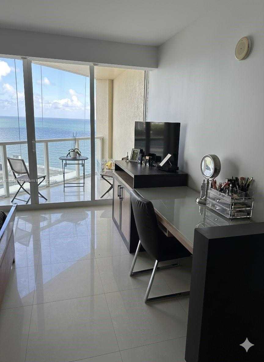 Small Image of 16699 COLLINS AVE #1806, Sunny Isles Beach Number 23