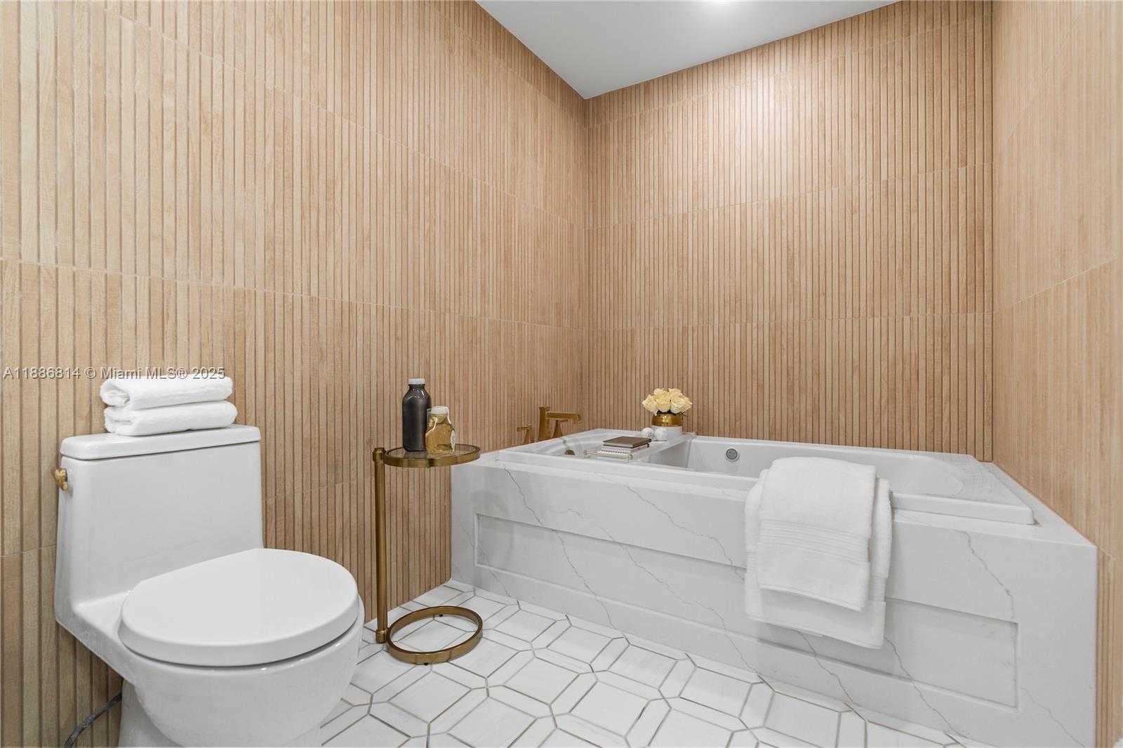 Small Image of 626 CORAL WAY #503, Coral Gables Number 26