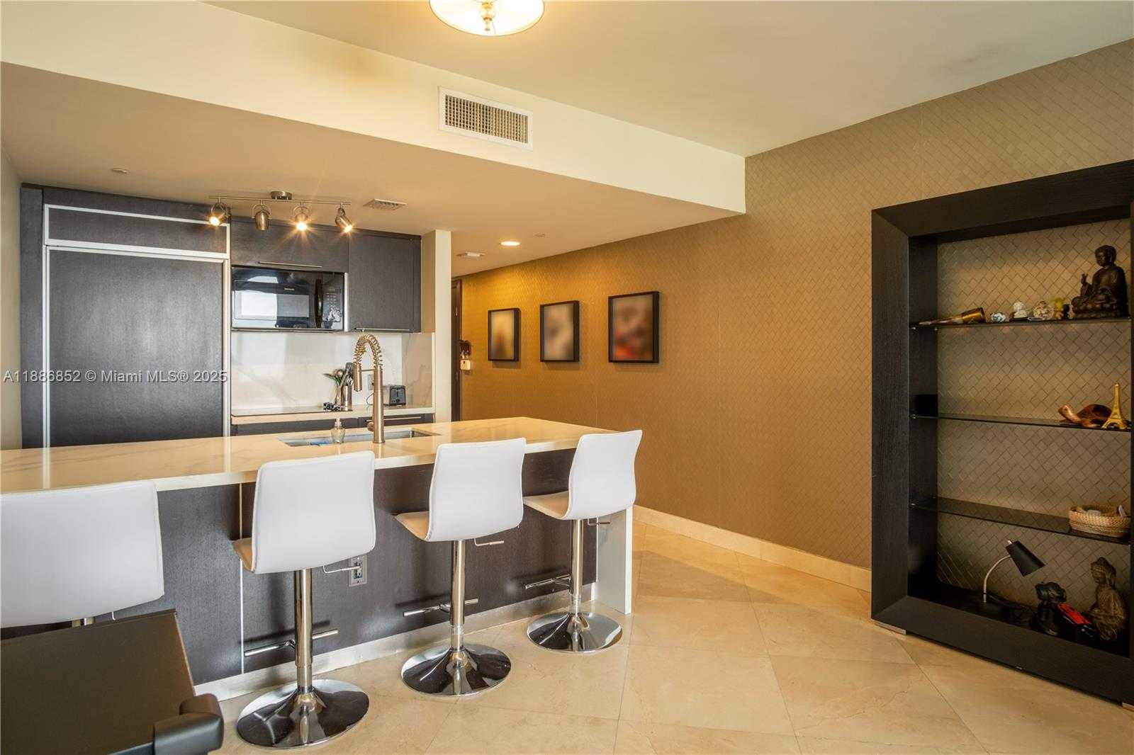 Small Image of 1850 SOUTH OCEAN DR #3509, Hallandale Beach Number 10