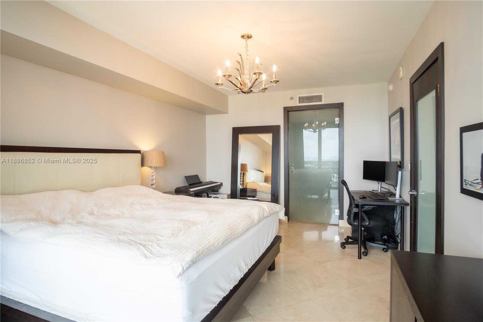 Small Image of 1850 SOUTH OCEAN DR #3509, Hallandale Beach Number 13