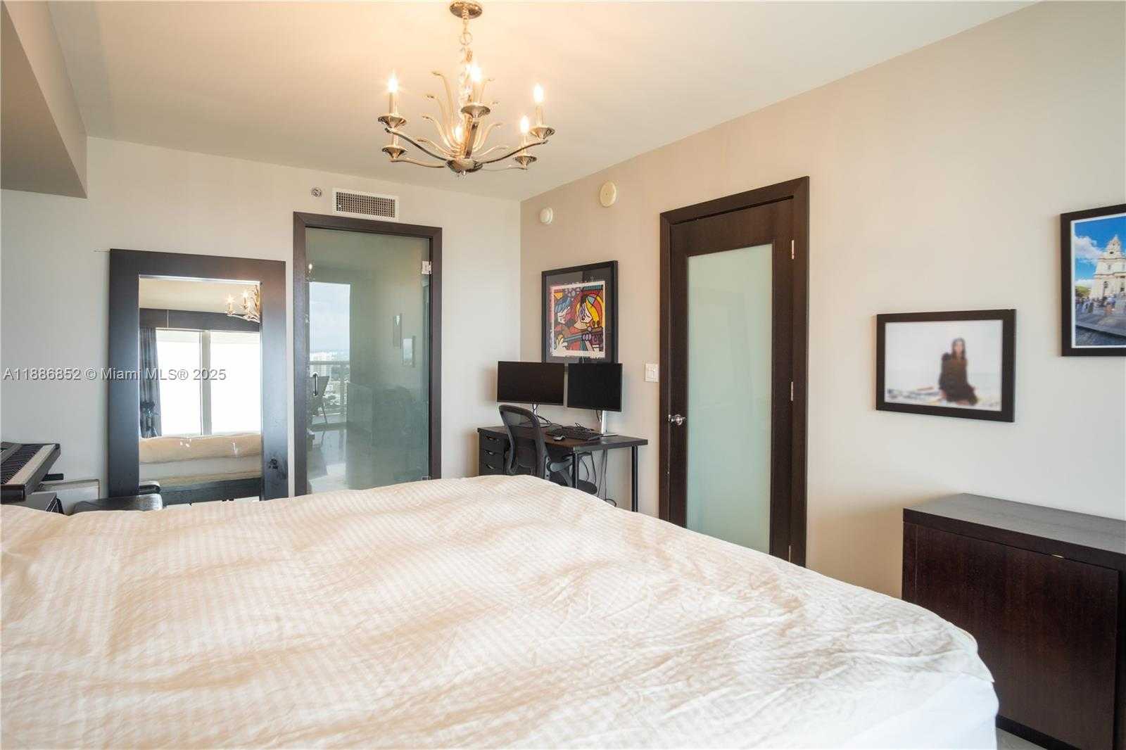Small Image of 1850 SOUTH OCEAN DR #3509, Hallandale Beach Number 14
