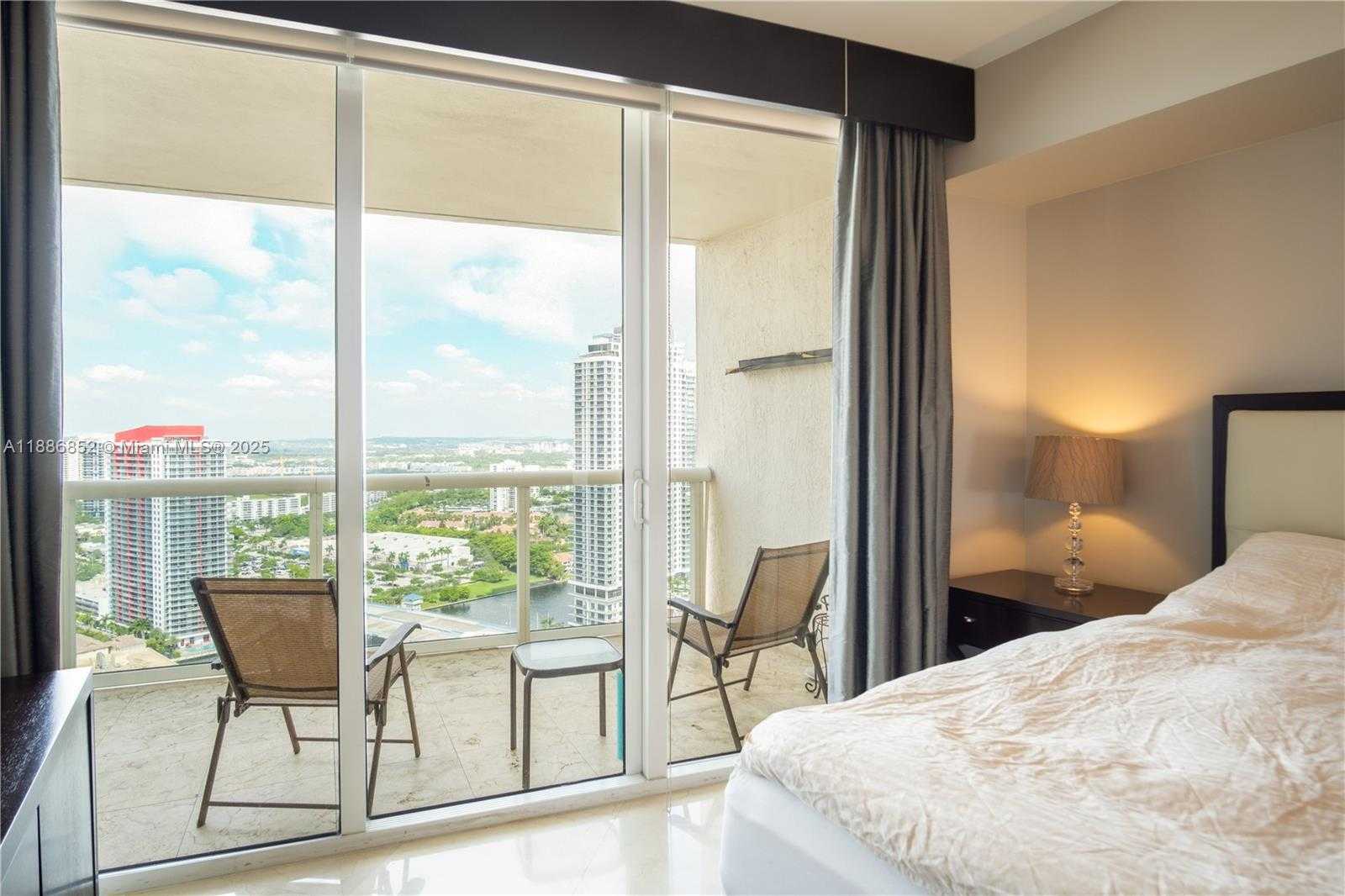 Small Image of 1850 SOUTH OCEAN DR #3509, Hallandale Beach Number 15