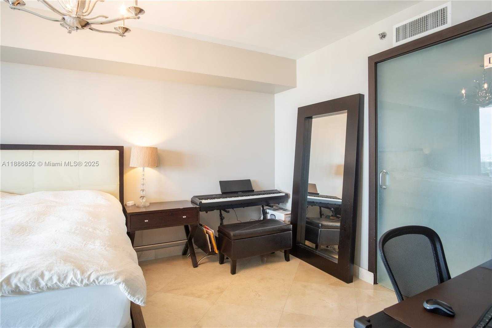 Small Image of 1850 SOUTH OCEAN DR #3509, Hallandale Beach Number 16