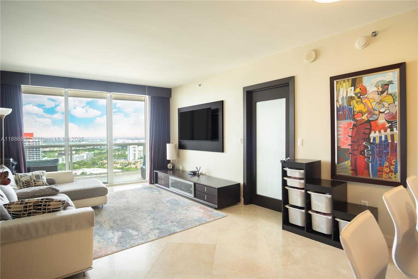 Small Image of 1850 SOUTH OCEAN DR #3509, Hallandale Beach Number 3