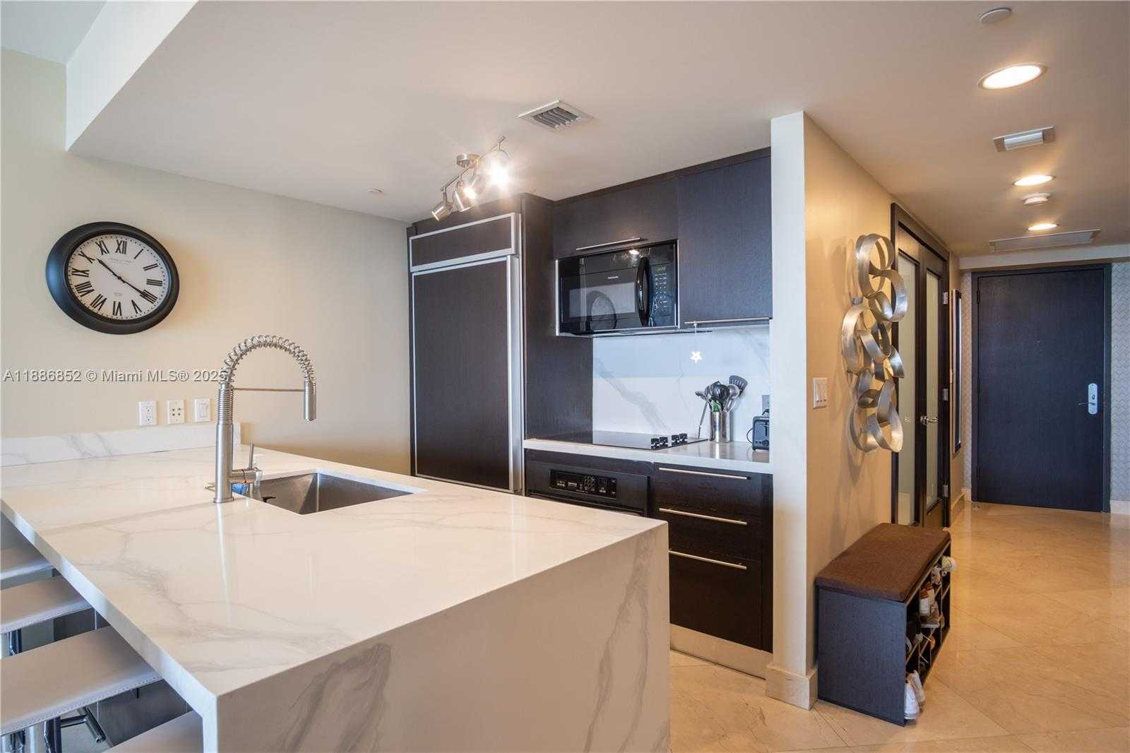 Small Image of 1850 SOUTH OCEAN DR #3509, Hallandale Beach Number 8