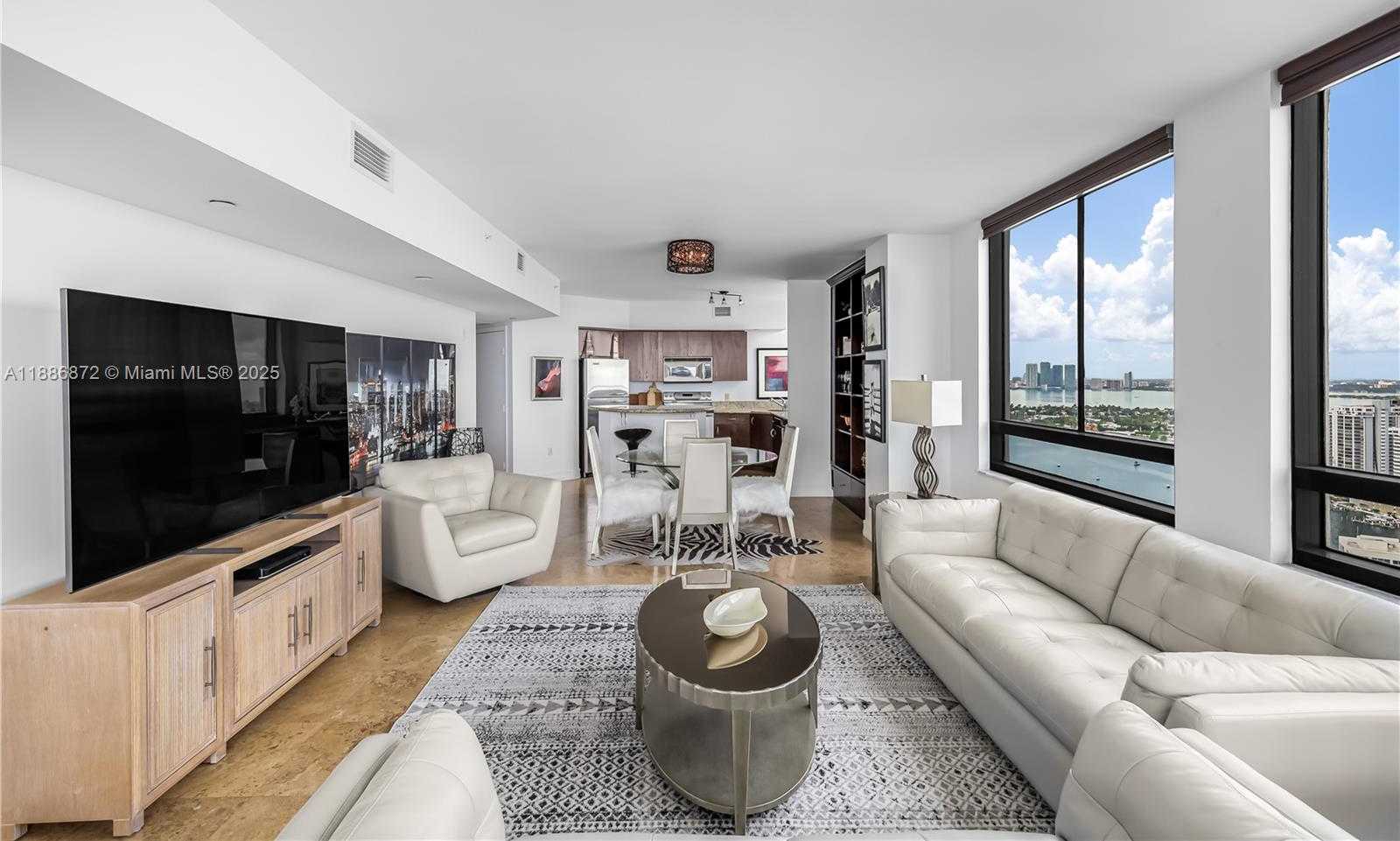 Small Image of 1330 WEST AVE #3507, Miami Beach Number 10