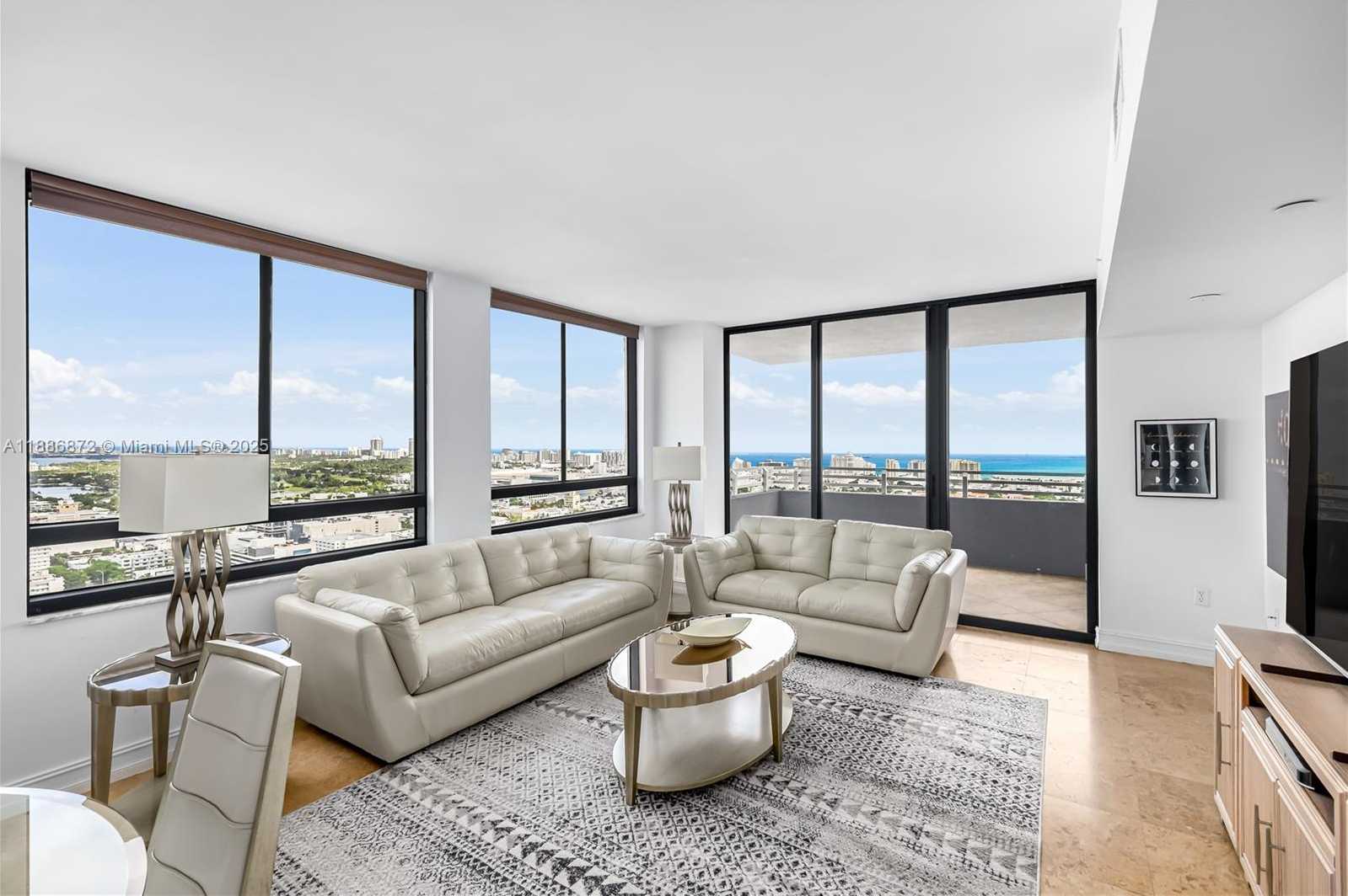 Small Image of 1330 WEST AVE #3507, Miami Beach Number 2