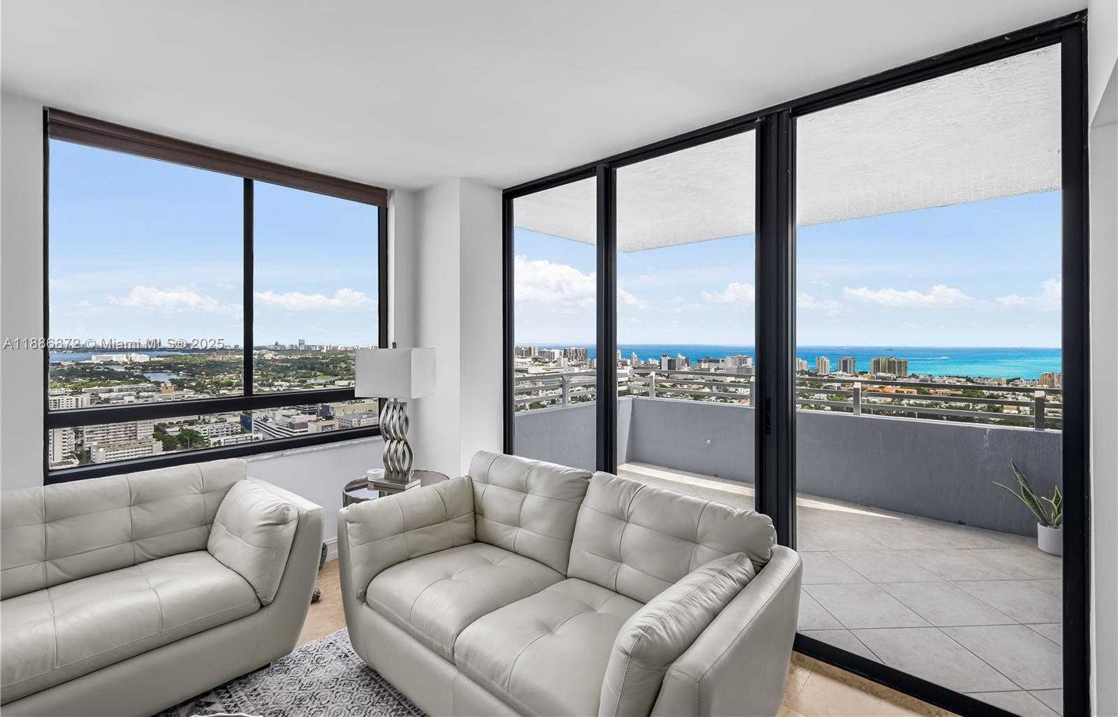 Small Image of 1330 WEST AVE #3507, Miami Beach Number 7