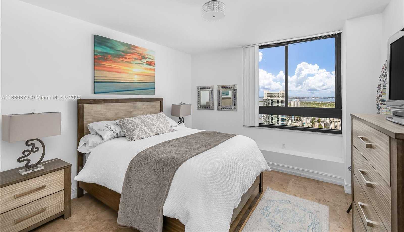 Small Image of 1330 WEST AVE #3507, Miami Beach Number 8