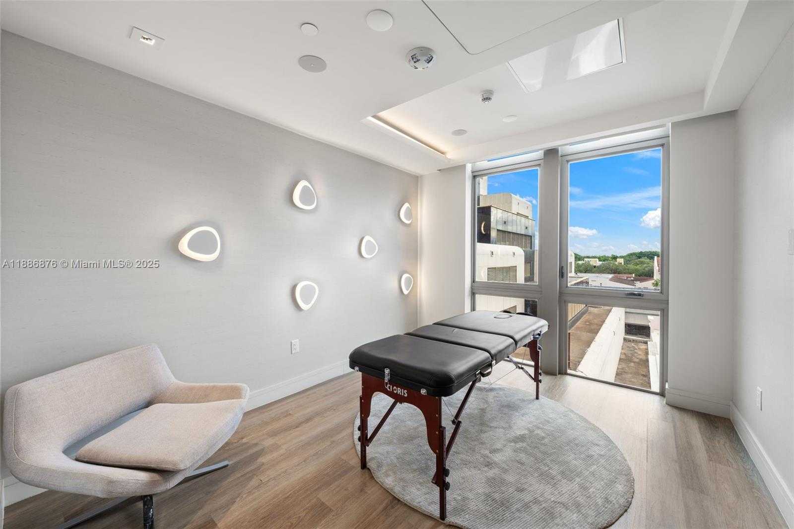 Small Image of 515 VALENCIA AVE #1201, Coral Gables Number 23