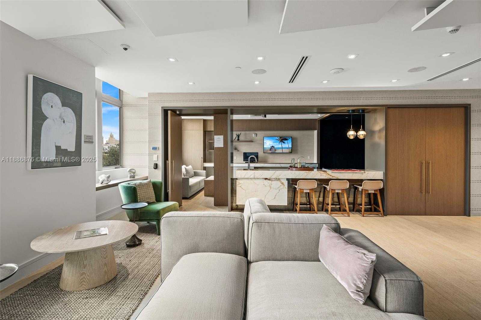 Small Image of 515 VALENCIA AVE #1201, Coral Gables Number 30