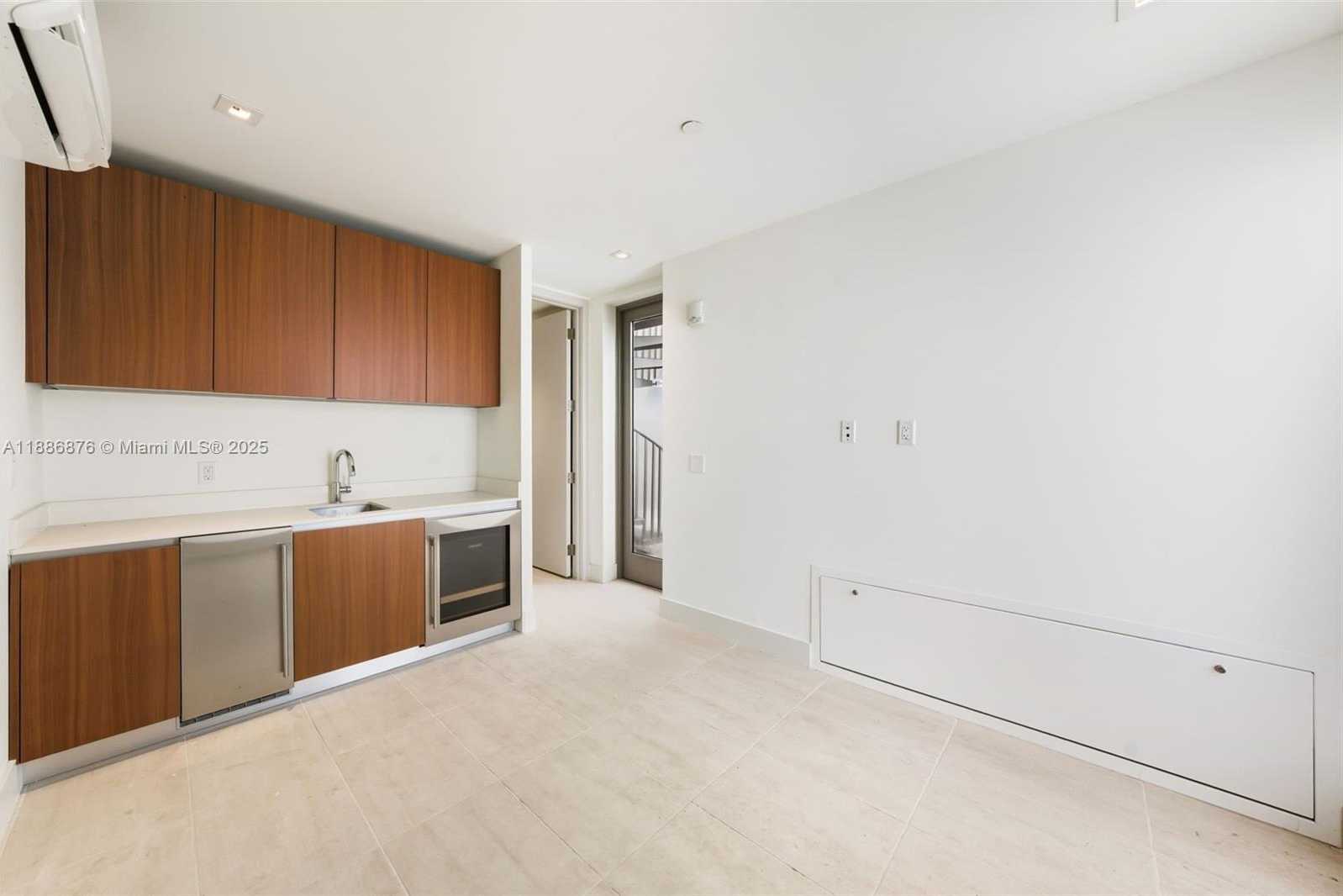 Small Image of 515 VALENCIA AVE #1201, Coral Gables Number 41