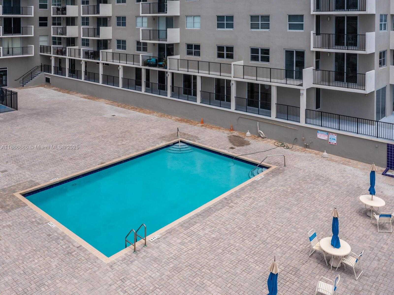Small Image of 9273 COLLINS AVE #703, Surfside Number 31