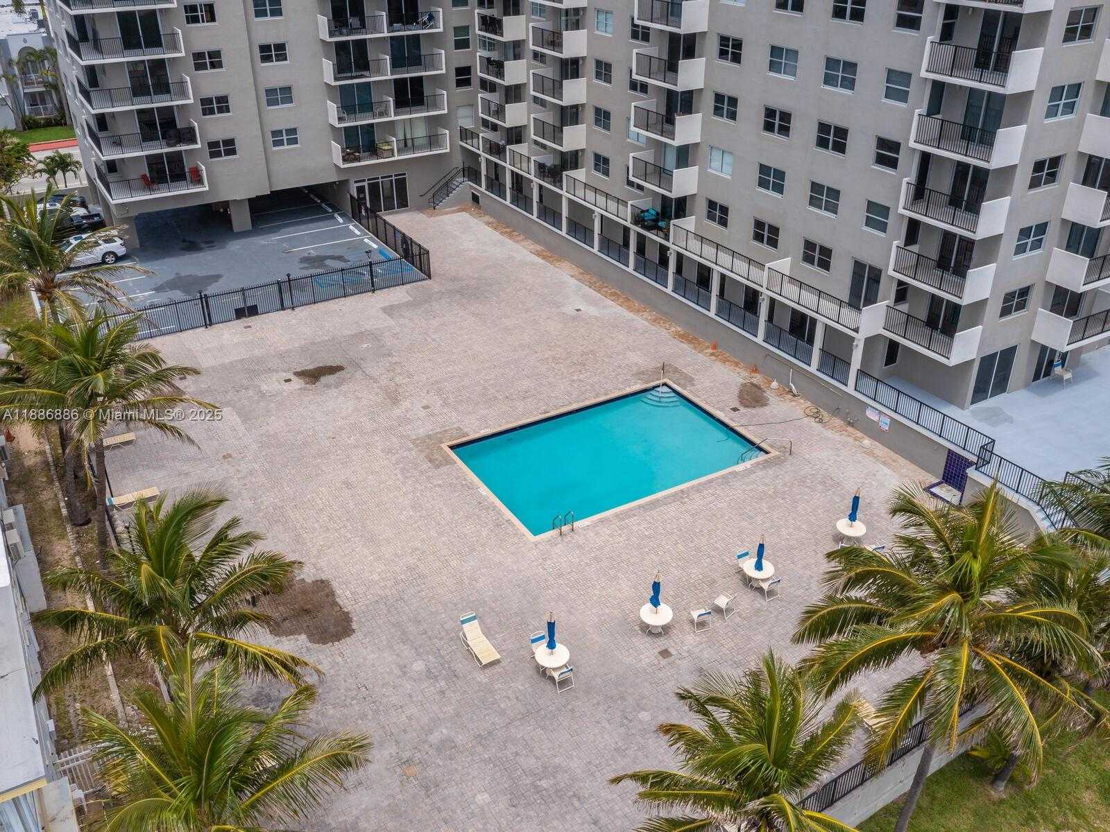 Small Image of 9273 COLLINS AVE #703, Surfside Number 41
