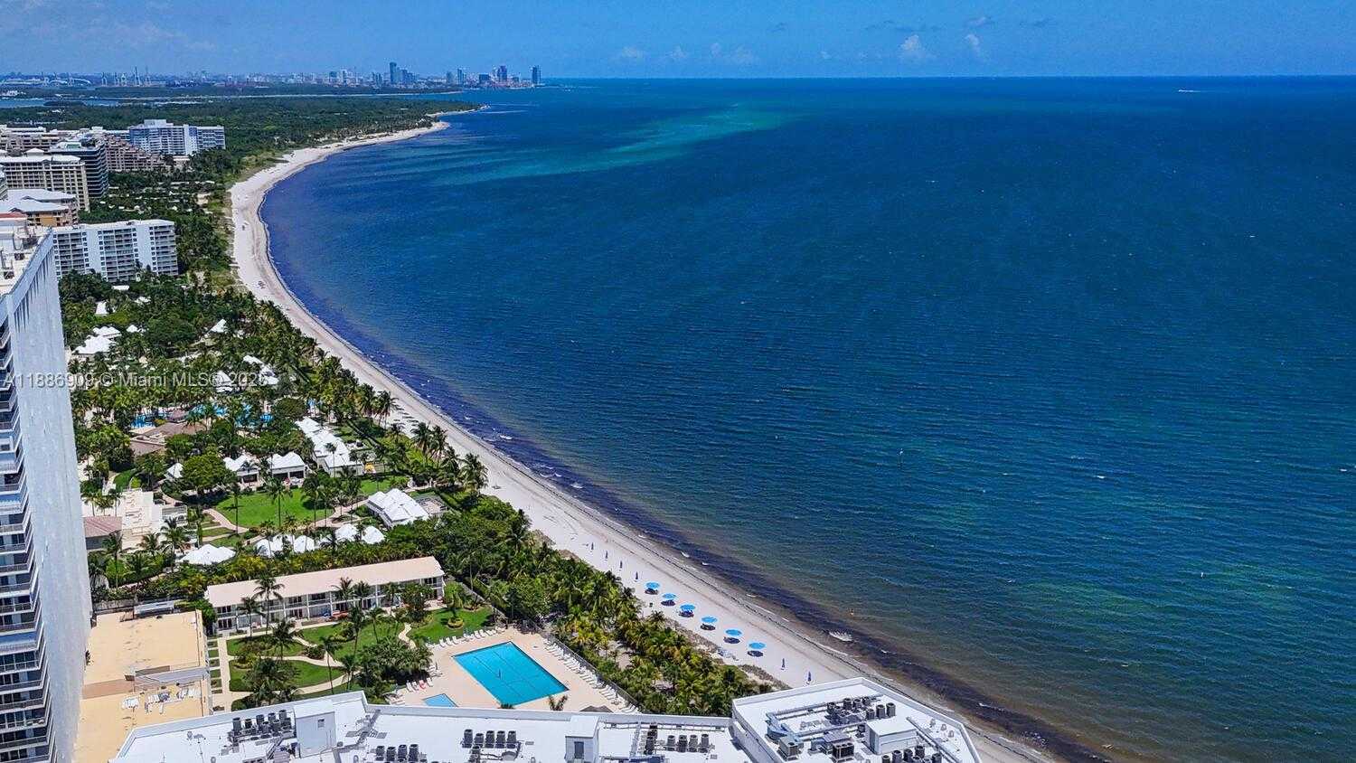 Small Image of 450 GRAPETREE DR #313, Key Biscayne Number 34